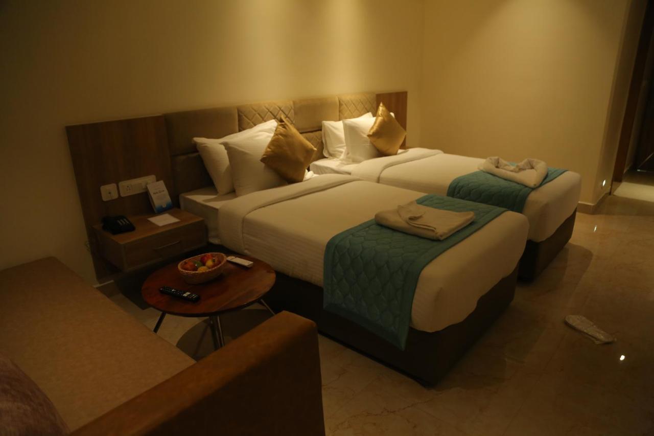 Misty Ocean - A Bergamont Group Of Hotel Kuilapalayam Extérieur photo