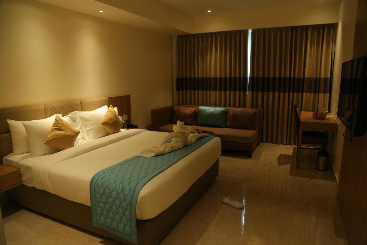 Misty Ocean - A Bergamont Group Of Hotel Kuilapalayam Extérieur photo
