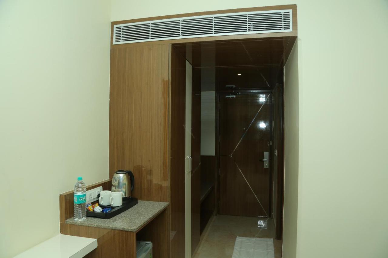 Misty Ocean - A Bergamont Group Of Hotel Kuilapalayam Extérieur photo