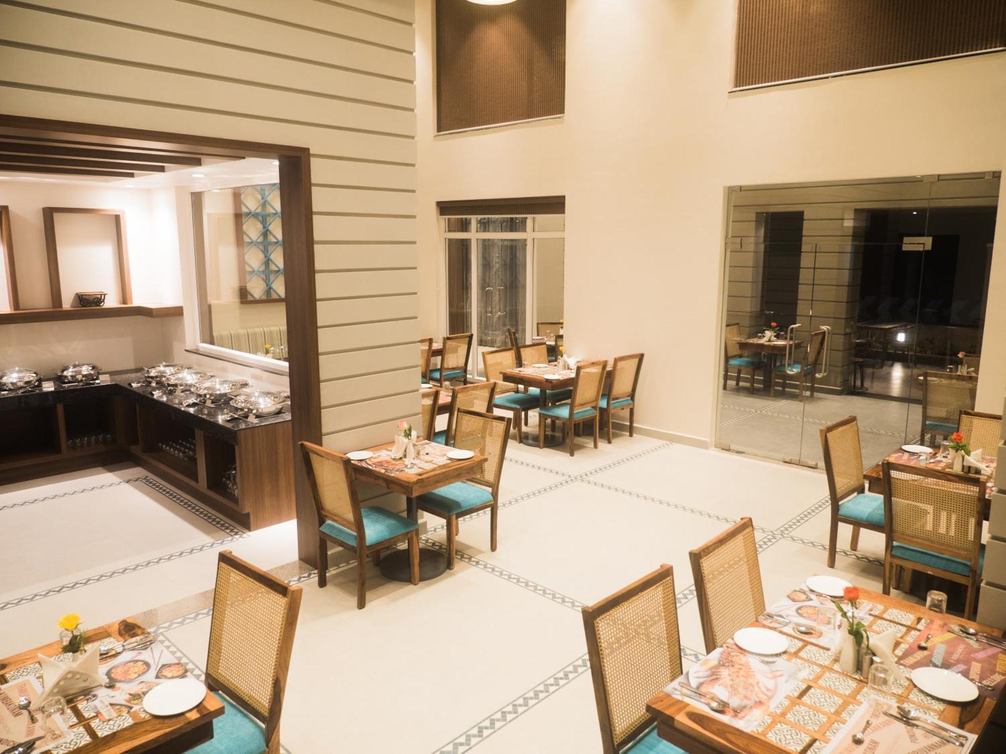 Misty Ocean - A Bergamont Group Of Hotel Kuilapalayam Extérieur photo