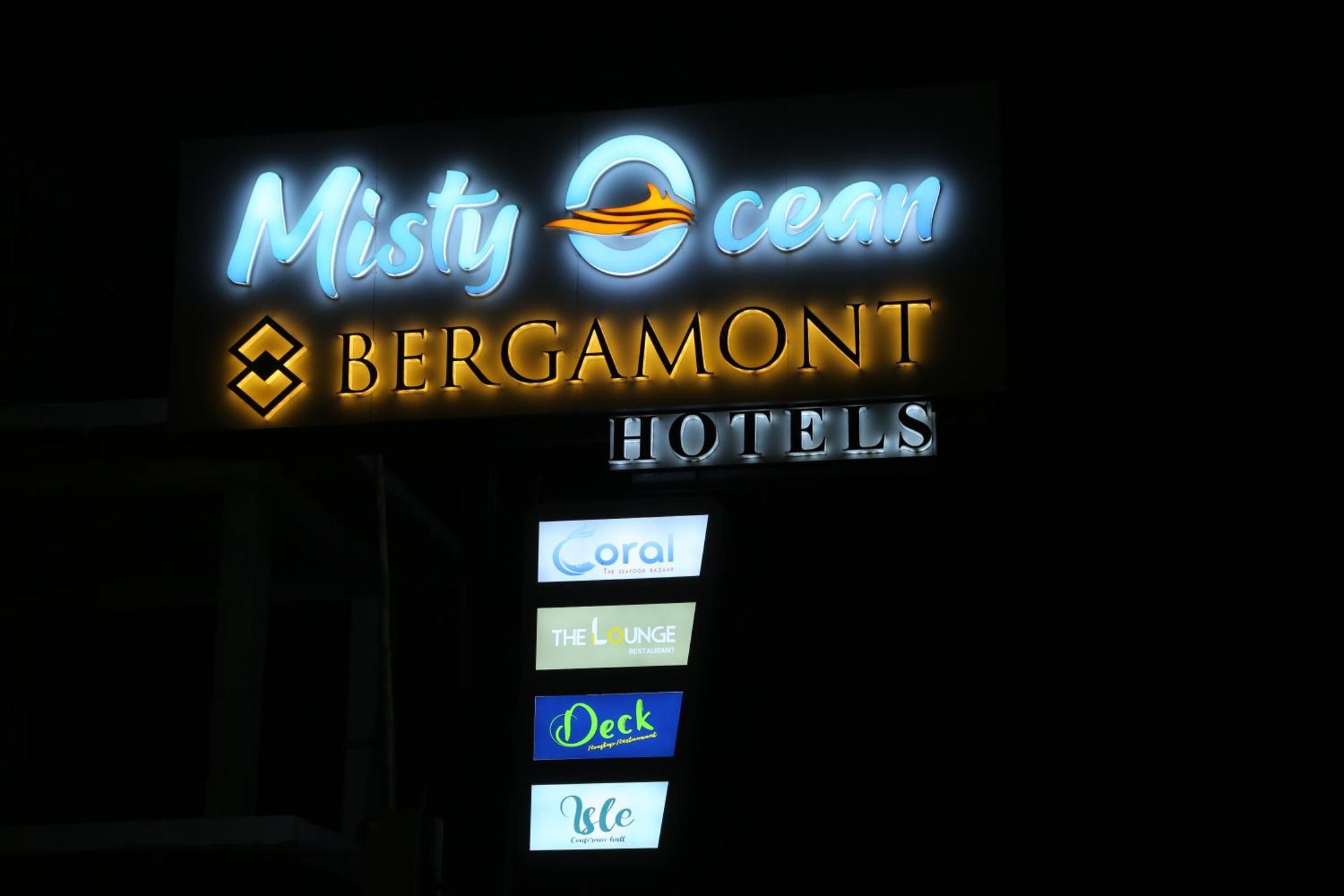 Misty Ocean - A Bergamont Group Of Hotel Kuilapalayam Extérieur photo