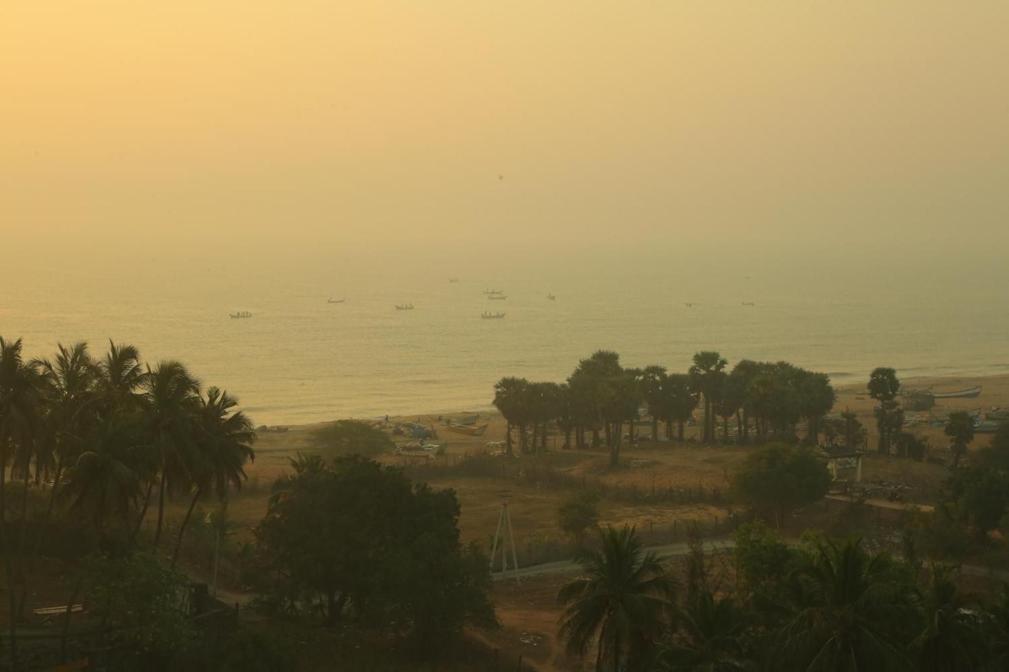 Misty Ocean - A Bergamont Group Of Hotel Kuilapalayam Extérieur photo