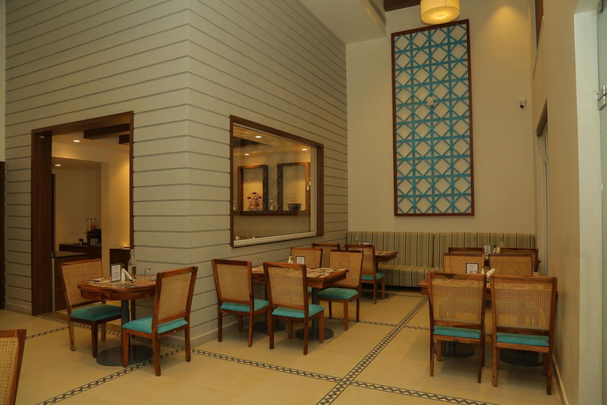 Misty Ocean - A Bergamont Group Of Hotel Kuilapalayam Extérieur photo