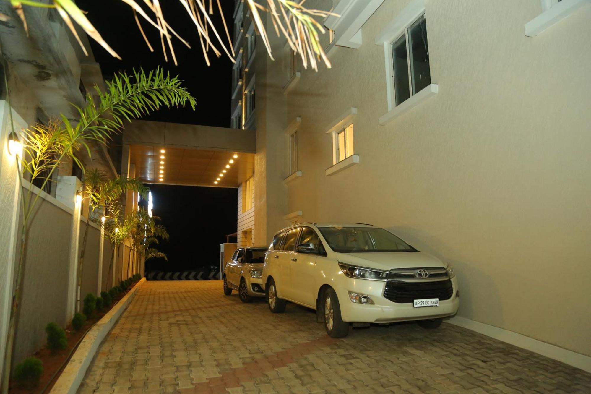 Misty Ocean - A Bergamont Group Of Hotel Kuilapalayam Extérieur photo
