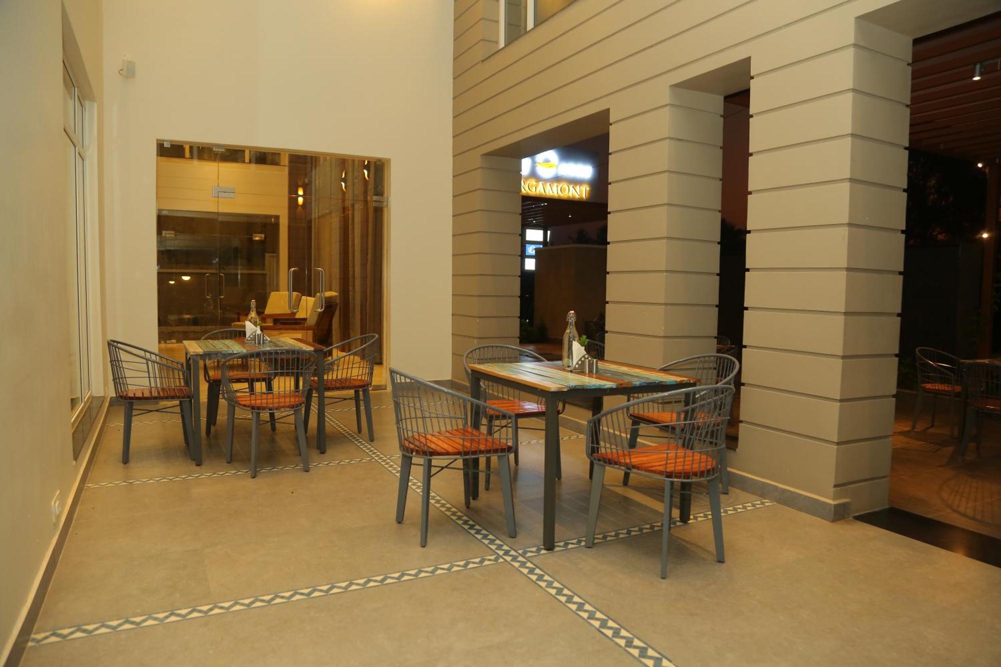 Misty Ocean - A Bergamont Group Of Hotel Kuilapalayam Extérieur photo